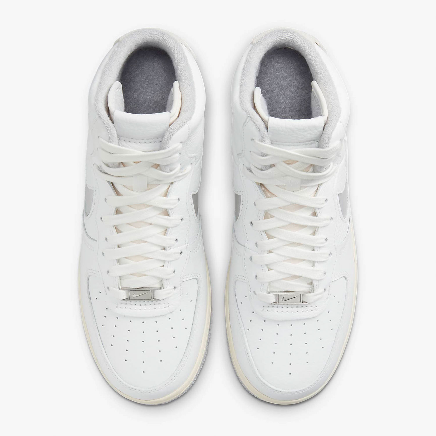 Tênis de cano médio feminino N - Nike Shoes Air Force 1 avaliação e preço