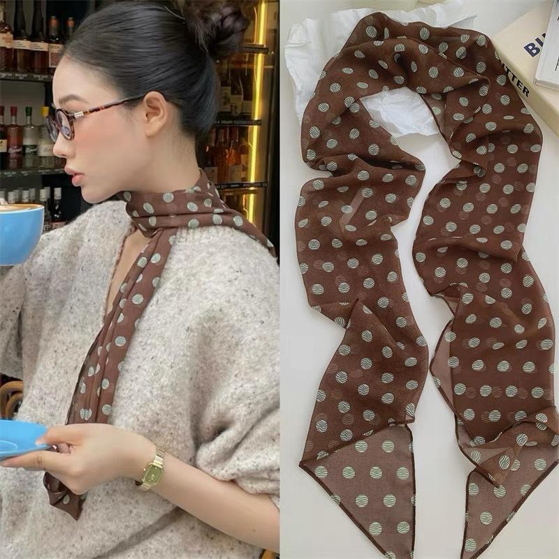 Lenço de Seda com Estampa Flor - Ascot Neck Scarf avaliação e preço