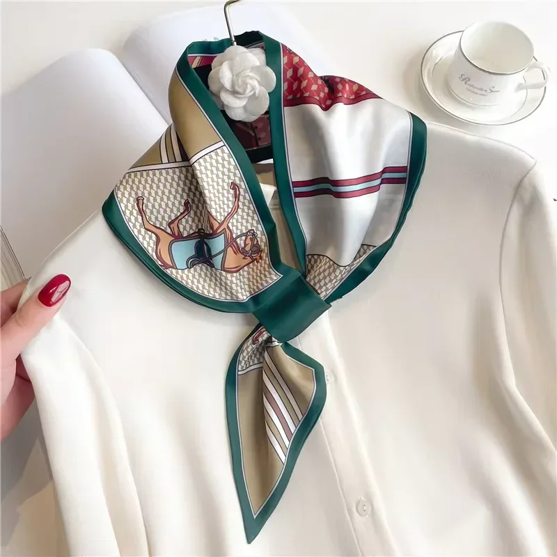 Banda de luxo primavera verão  - Silk Tie Striped avaliação e preço