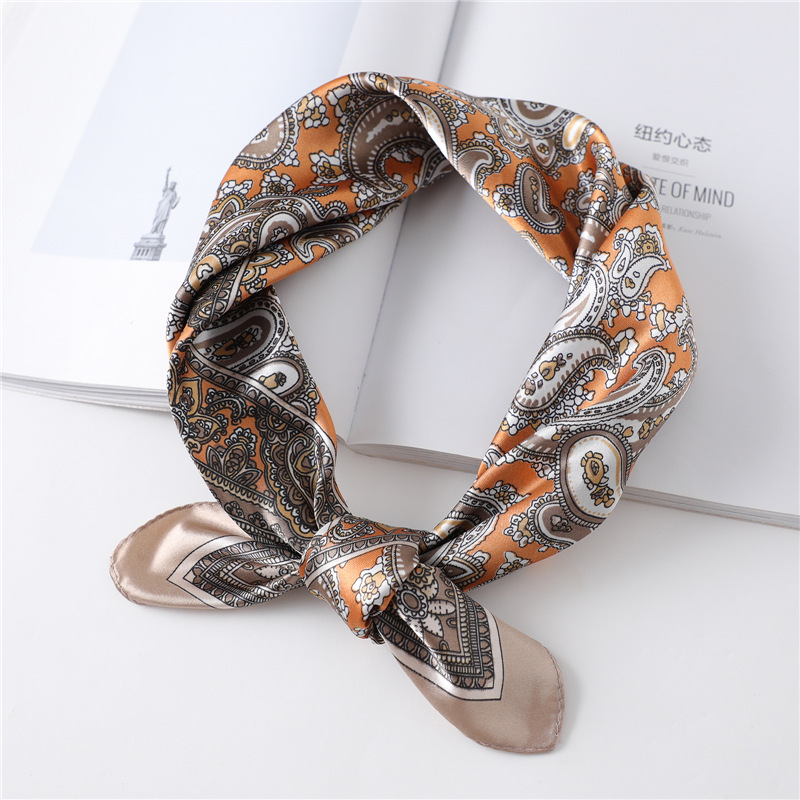 Lenço de Seda Quadrado de Luxo - Silk Neck Scarf avaliação e preço